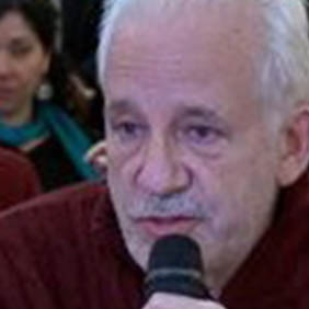Alejandro Ruiz, novelista.